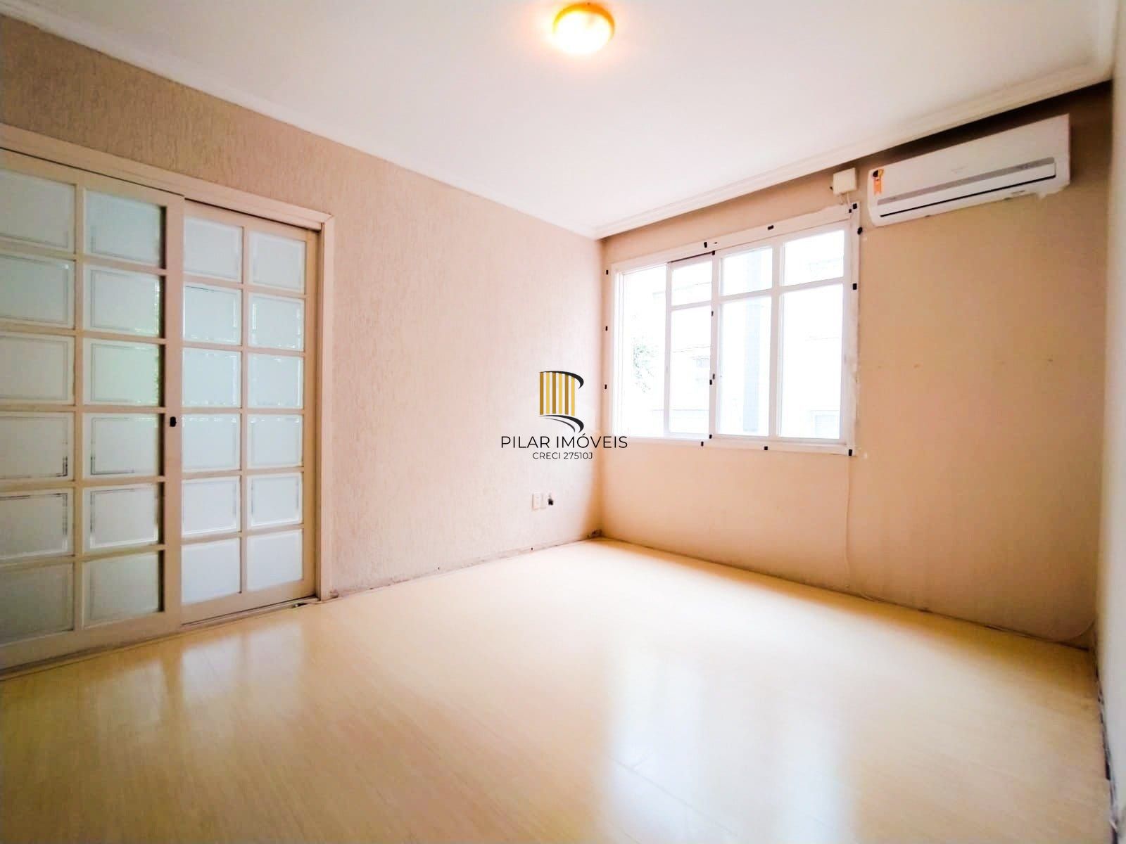 Apartamento  01 dormitório  48,96m  privativos no Bairro São João