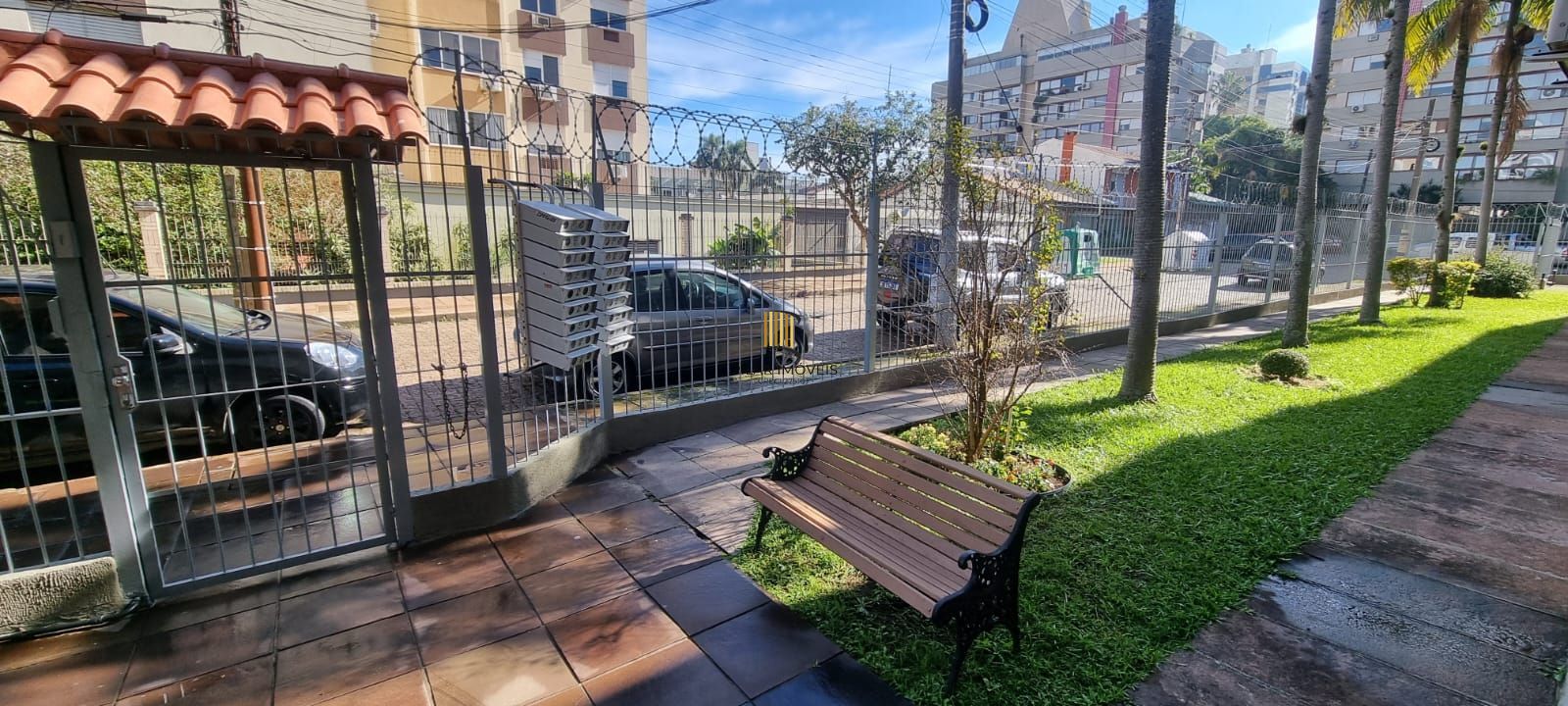 Apartamento 03 dormitórios com 01 vaga no bairro Praia de Belas