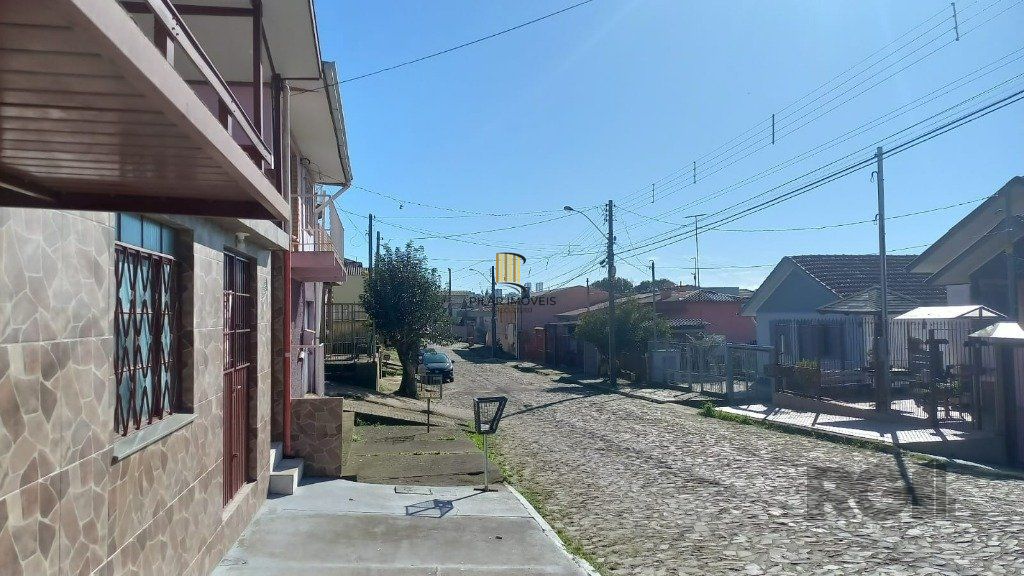 Casa 3 Dormitório(s) Bairro Santa Corona