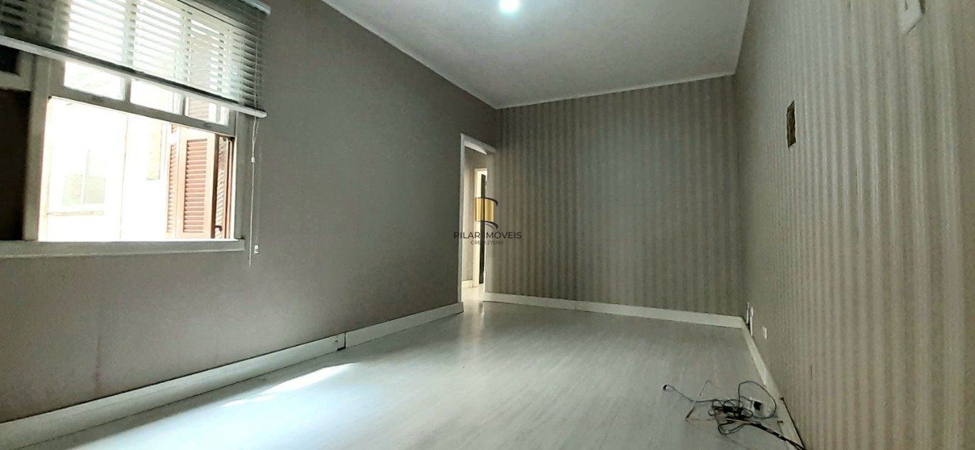 Apartamento de 2 dormitórios à venda no Bairro Menino Deus, Porto Alegre