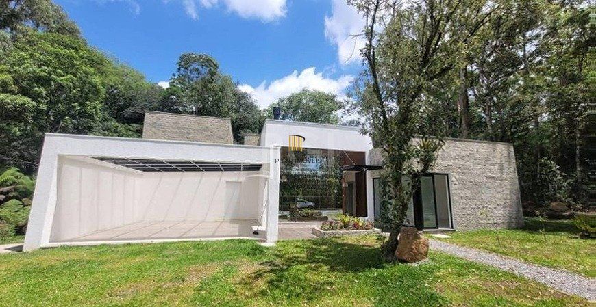Casa fantástica ao lado do Lago Negro em Gramado. - Pilar Imóveis