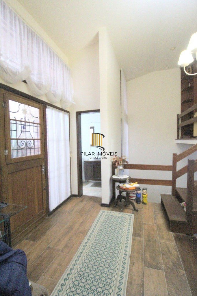 Casa para Venda - 100m², 3 dormitórios, 3 vagas - Nonoai