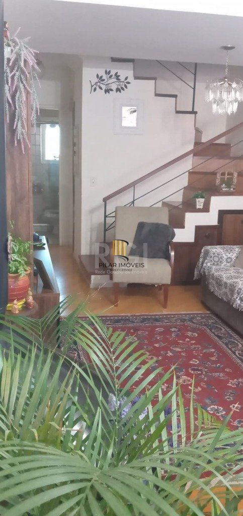 Casa Condominio para Venda - 107.98m², 3 dormitórios, sendo 1 suites, 1 vaga - Teresópolis