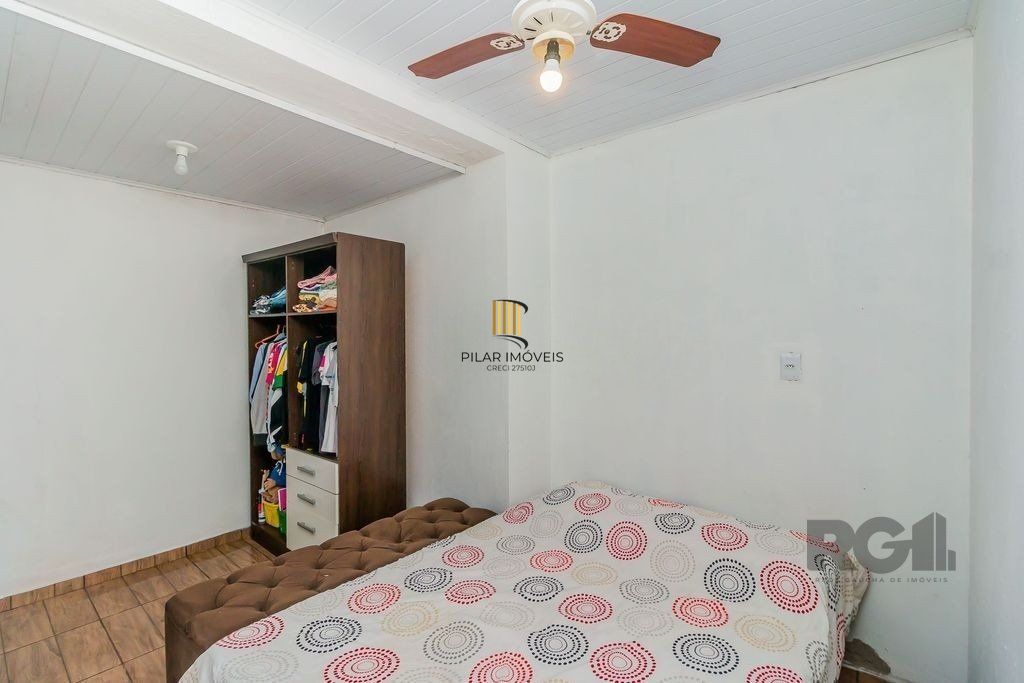 Casa de 2 dormitórios com 98m² no Bairro Lomba do Pinheiro