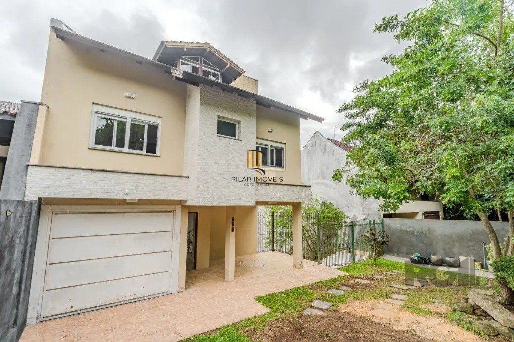 Casa com 3 dormitórios no bairro Jardim Isabel