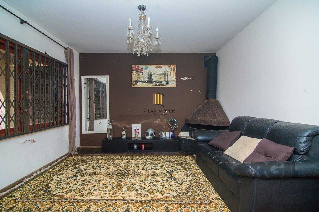 Casa 3 Dormitório(s) Bairro Sarandi