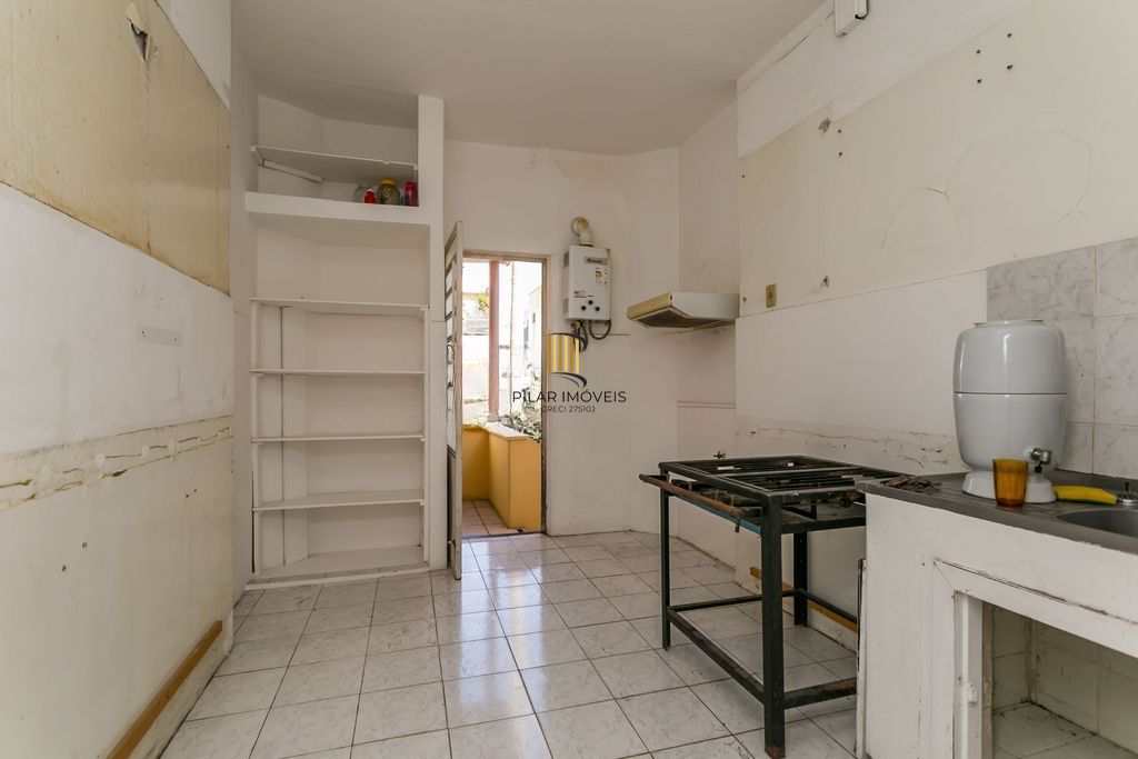 Casa 4 dorms à venda Rua Sinimbú, Petrópolis - Porto Alegre