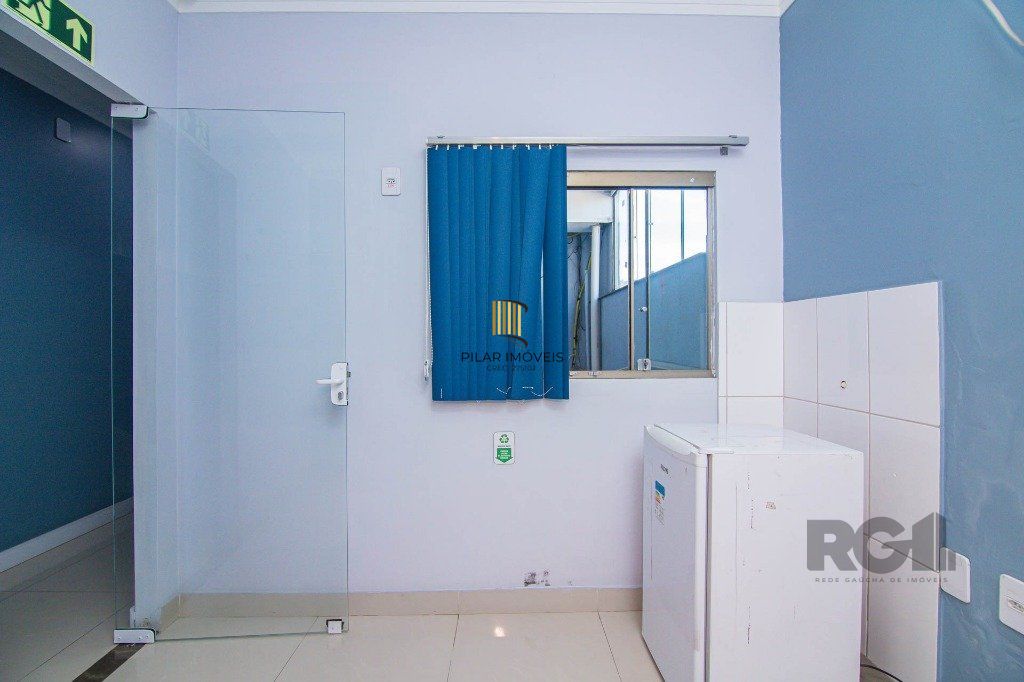 Prédio Comercial no bairro Cavalhada