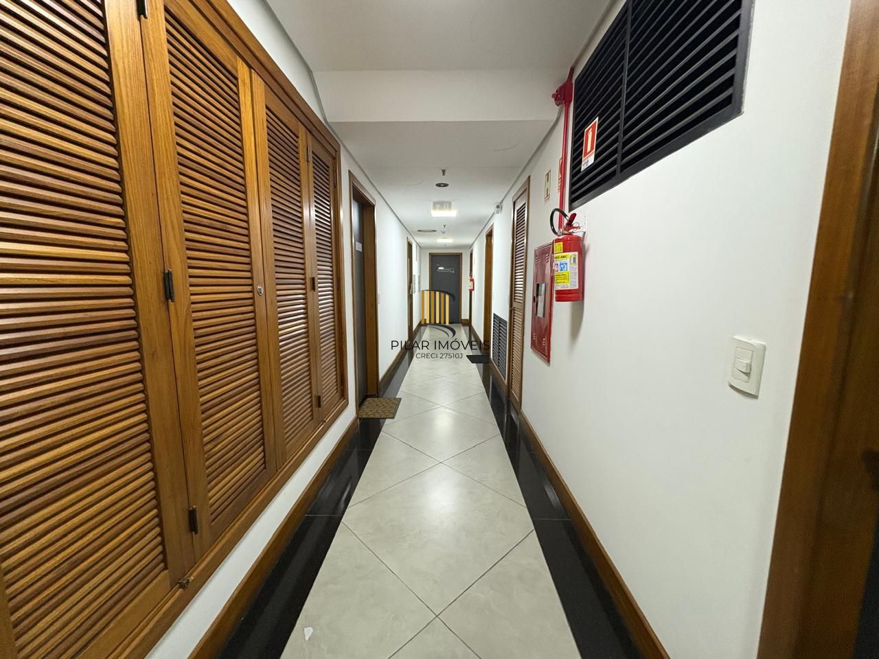 Sala comercial no bairro Três figueiras