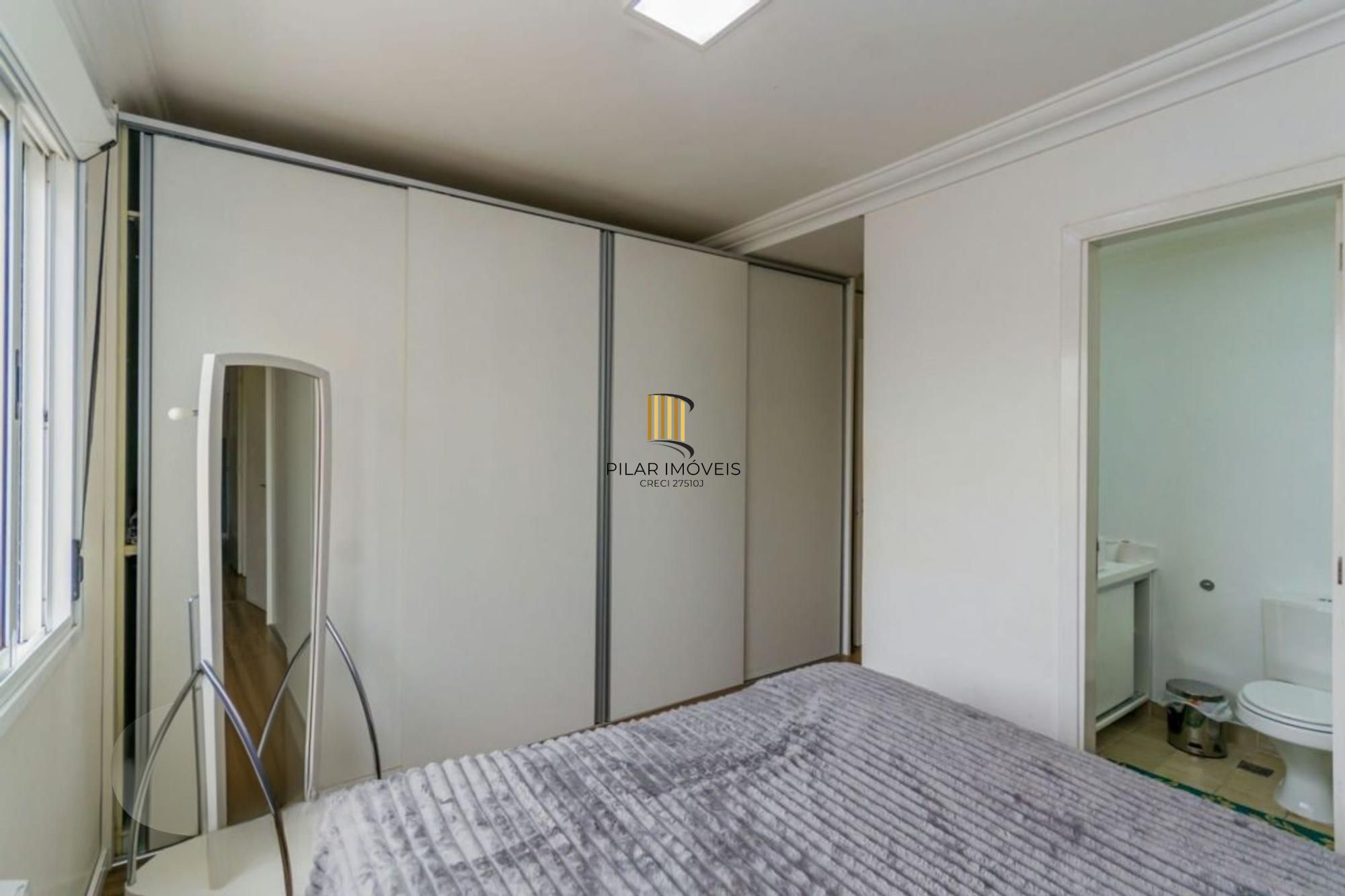 Apartamento de 3 dormitórios à venda em Passo D'areia, Porto Alegre.