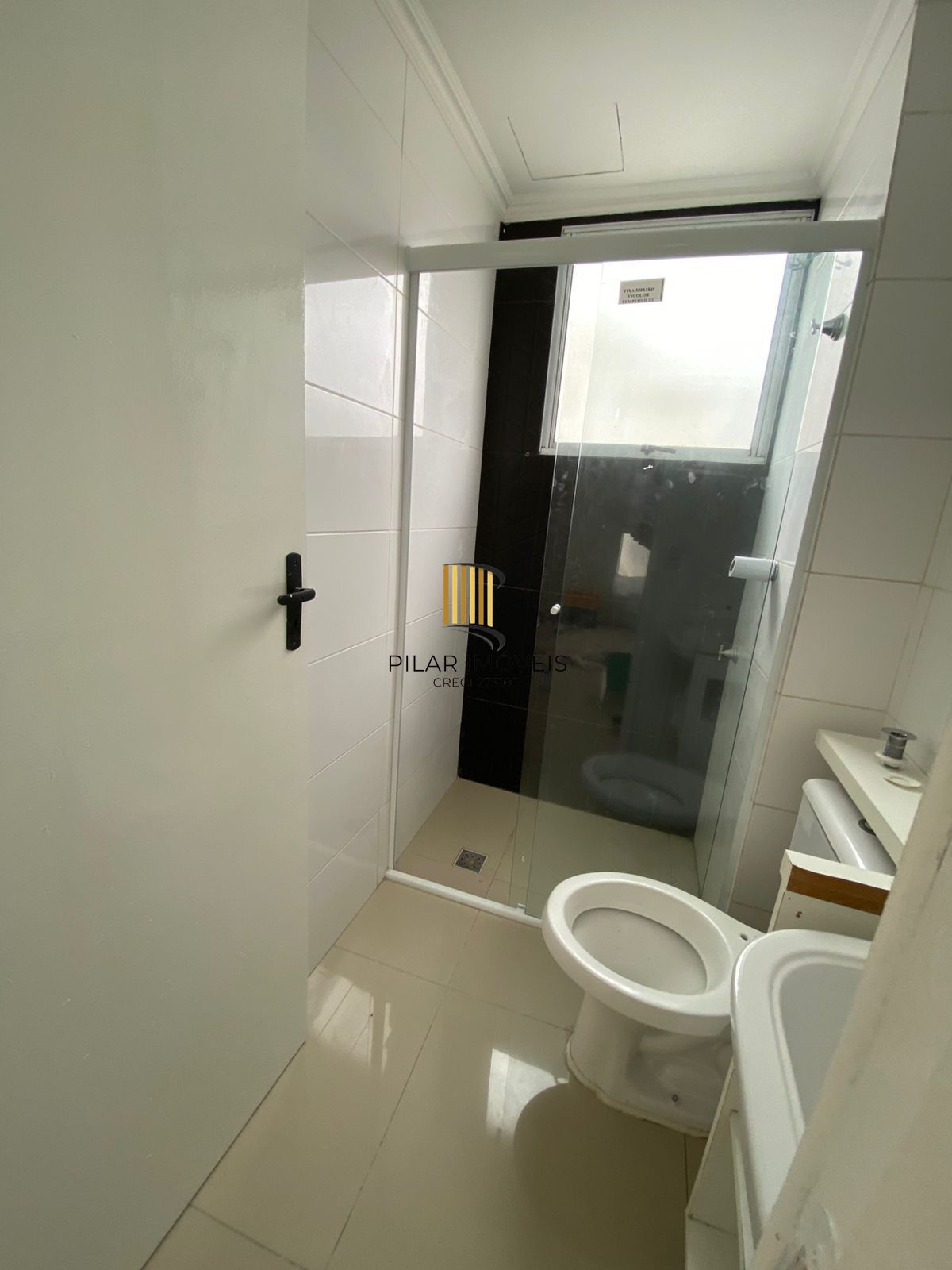 Apartamento de 2 dormitorios á venda no Bairro Vila Nova.