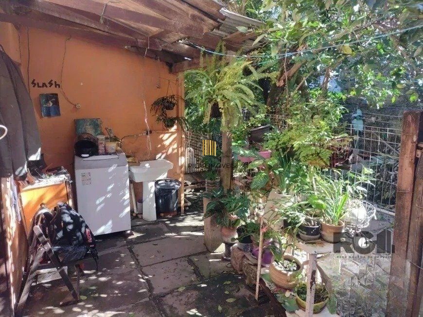Casa de 2 dormitórios no bairro Cavalhada - Pilar Imóveis