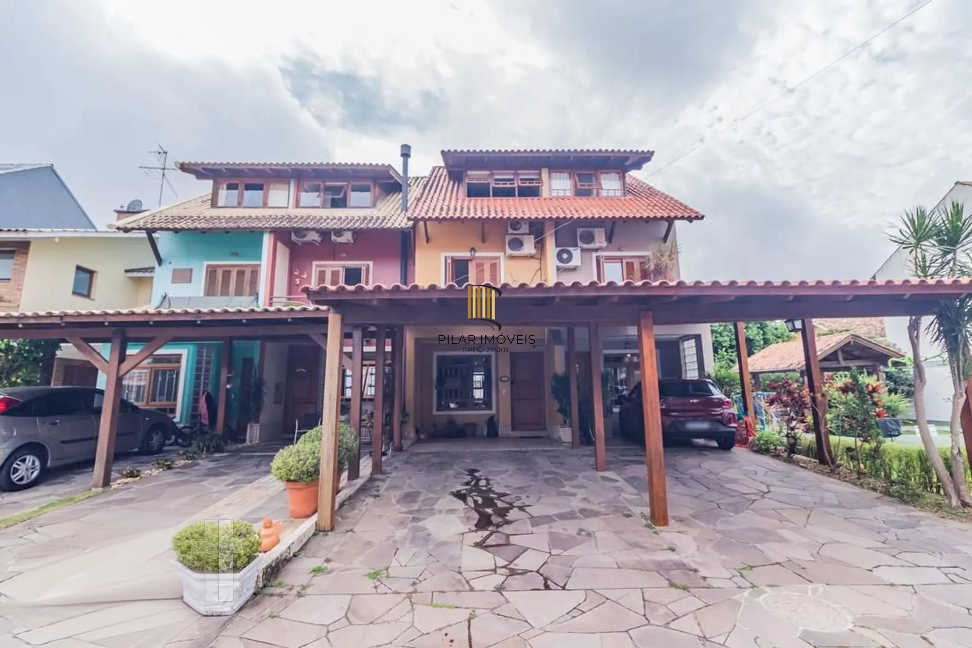 Casa em Condomínio de 3 dormitórios, no Bairro Ipanema