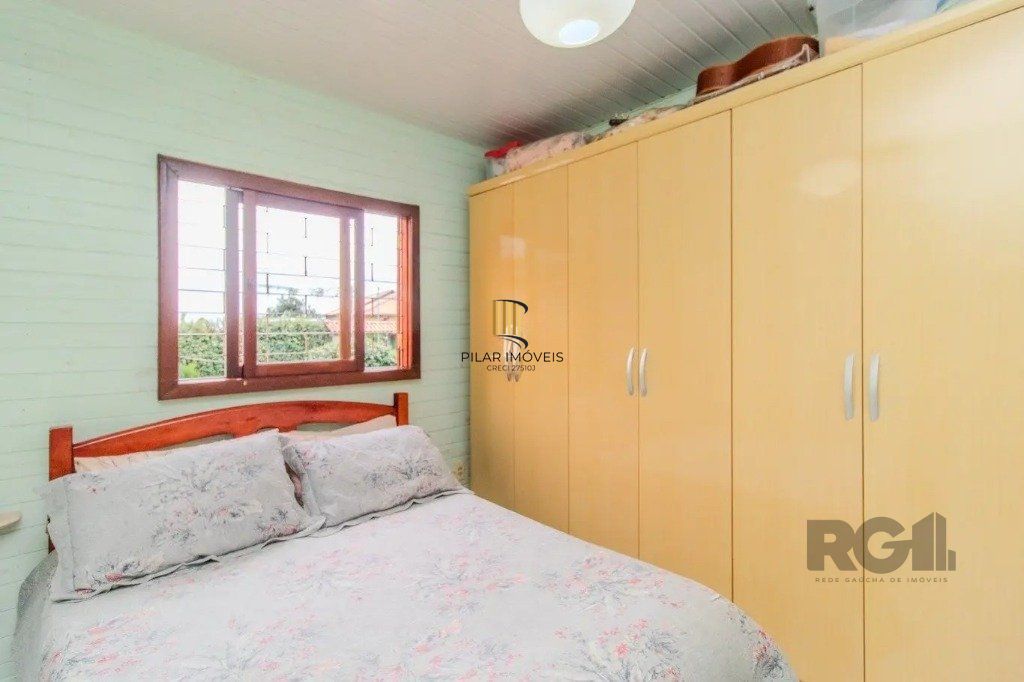 Casa com 3 dormitórios no bairro Partenon