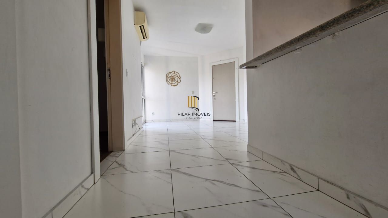 Apartamento no teresopolis, 2 dormitorios, sala, cozinha, banheiro e 1 garagem.