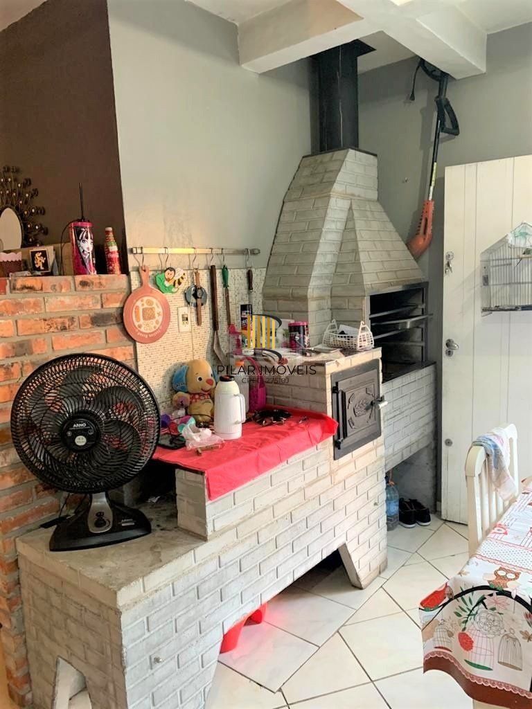 Casa de 175m², com 3 dormitórios