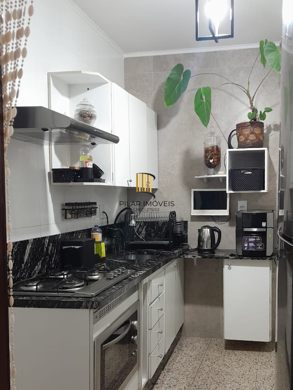 Apto 2 dorms reformado 2024 – Zona Norte POA