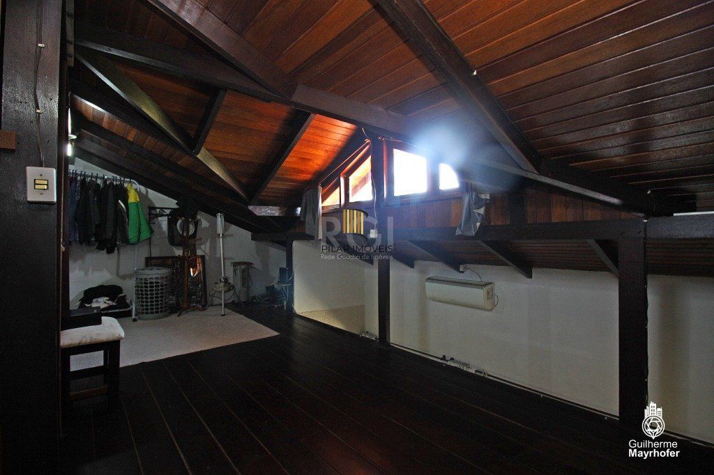 Casa para Venda - 354.24m², 3 dormitórios, sendo 1 suites, 3 vagas - Bom Jesus