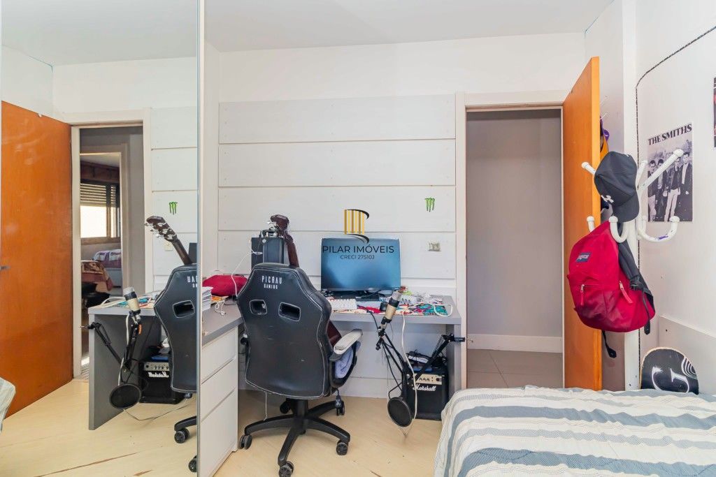 Apartamento para Venda - 93.43m², 3 dormitórios, sendo 1 suites, 2 vagas - Teresópolis