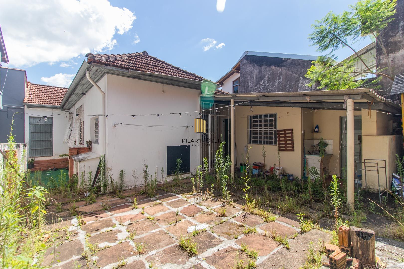 Casa 3 dormitórios Bairro Teresópolis