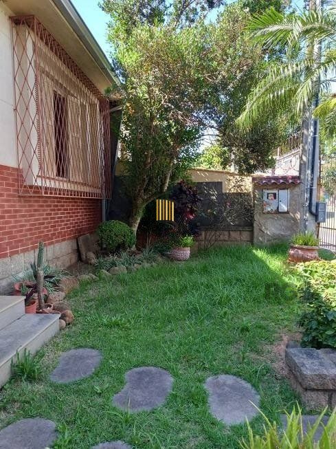 Casa de 168m² - 3 dormitórios, 3 vagas no bairro Nonoai