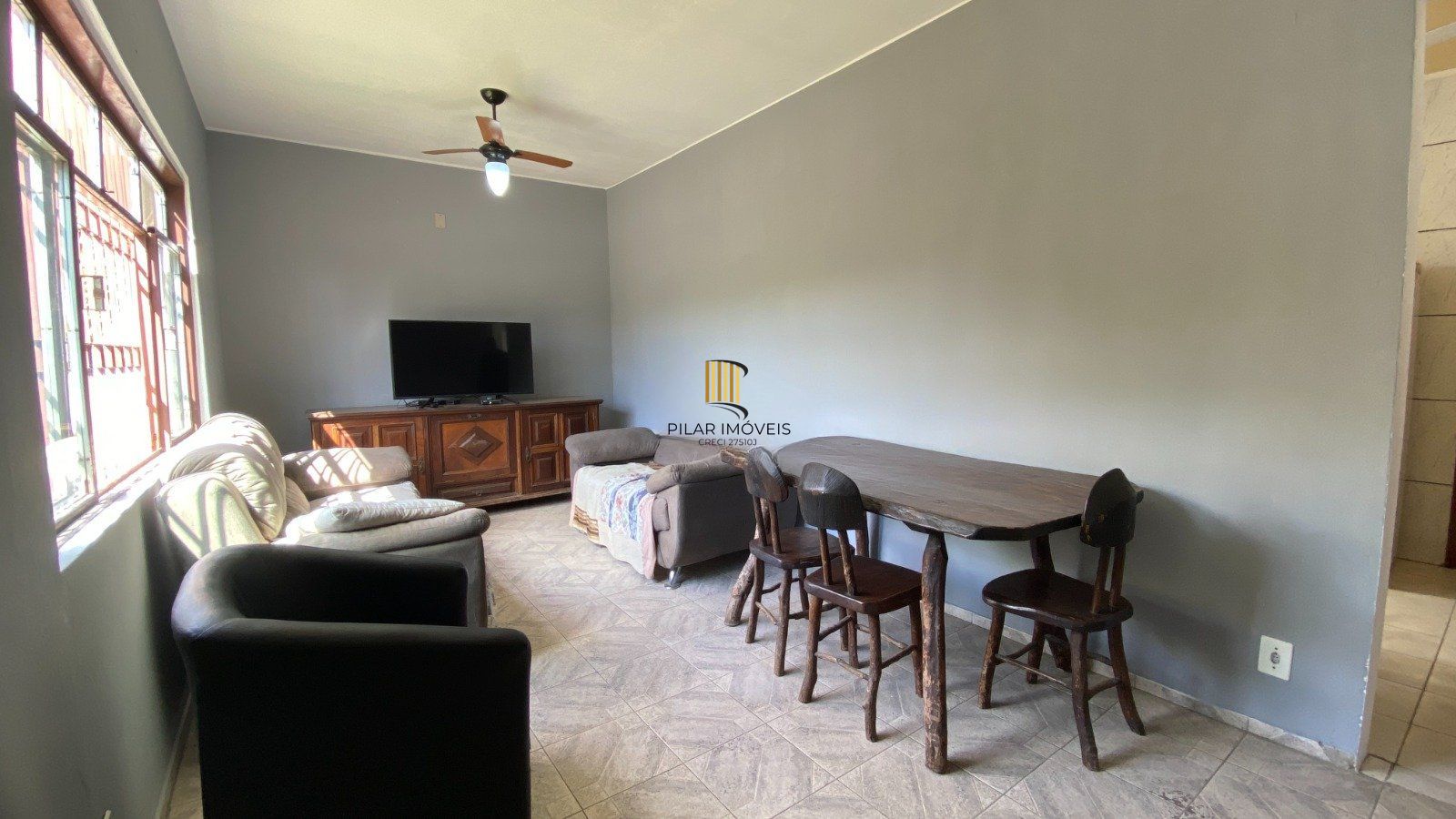 Casa de 3 dormitórios no bairro Jardim Itu