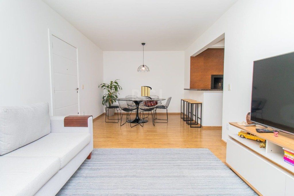 Apartamento para Venda - 87m², 3 dormitórios, sendo 1 suites, 2 vagas - Bela Vista