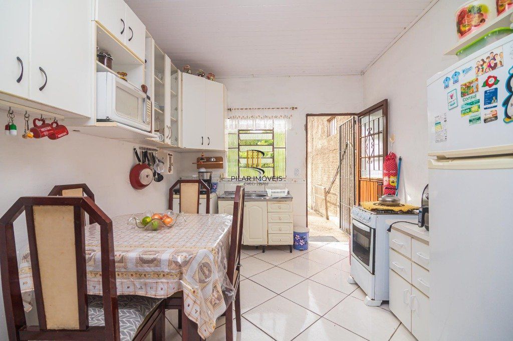 Casa 2 Dormitório(s) Bairro Bom Jesus