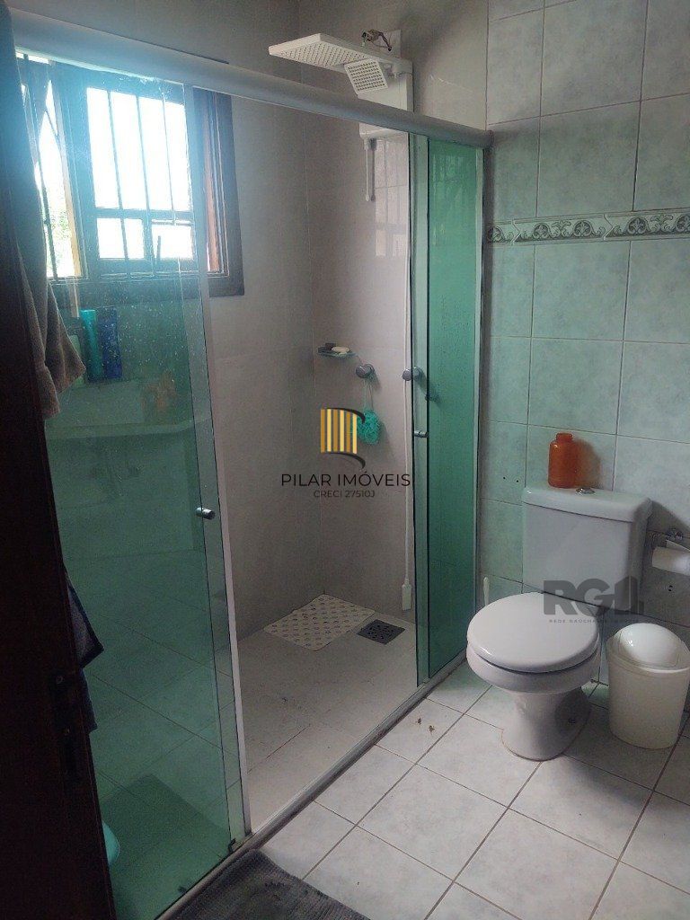 Casa de 2 dormitórios no bairro Passo das Pedras