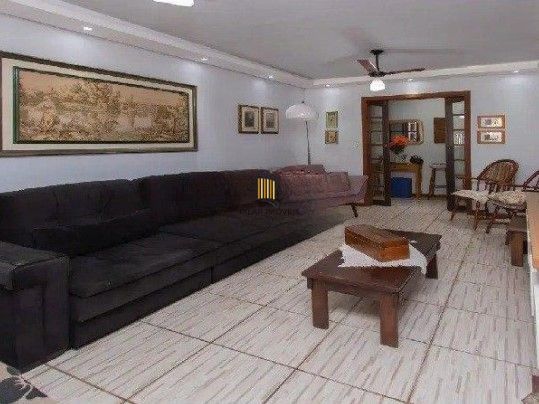Casa 3 dormitórios no bairro Nonoai