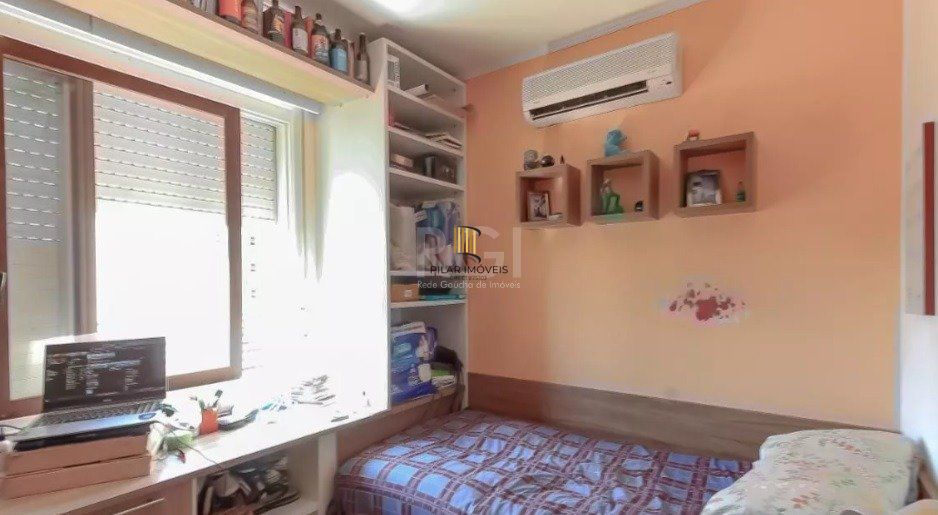 Cobertura para Venda - 189m², 4 dormitórios, sendo 2 suites, 2 vagas - Farroupilha