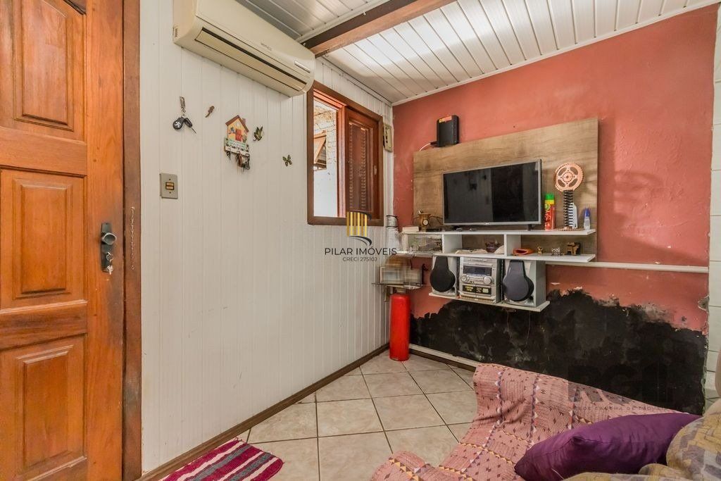 Casa de 4 dormitórios,  no bairro Vila Jardim