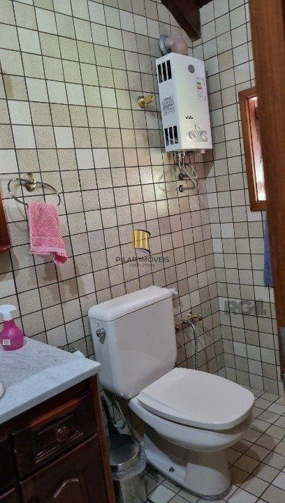 Casa 4 dormitórios no bairro Teresópolis
