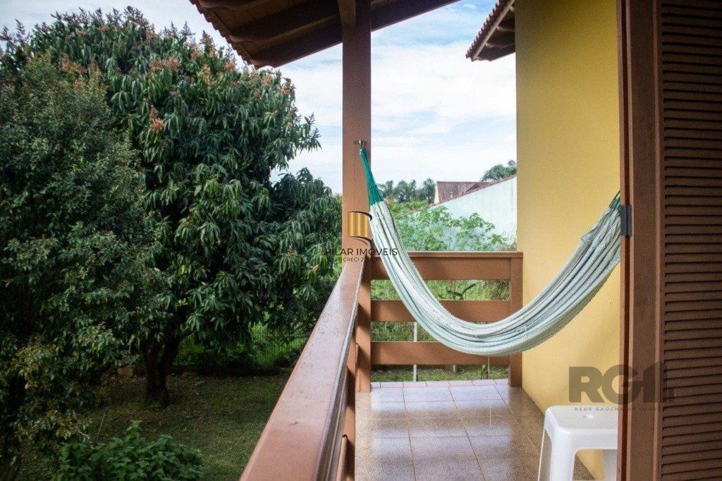 Casa 298m² - 4 dormitórios, 3 vagas na Zona Norte