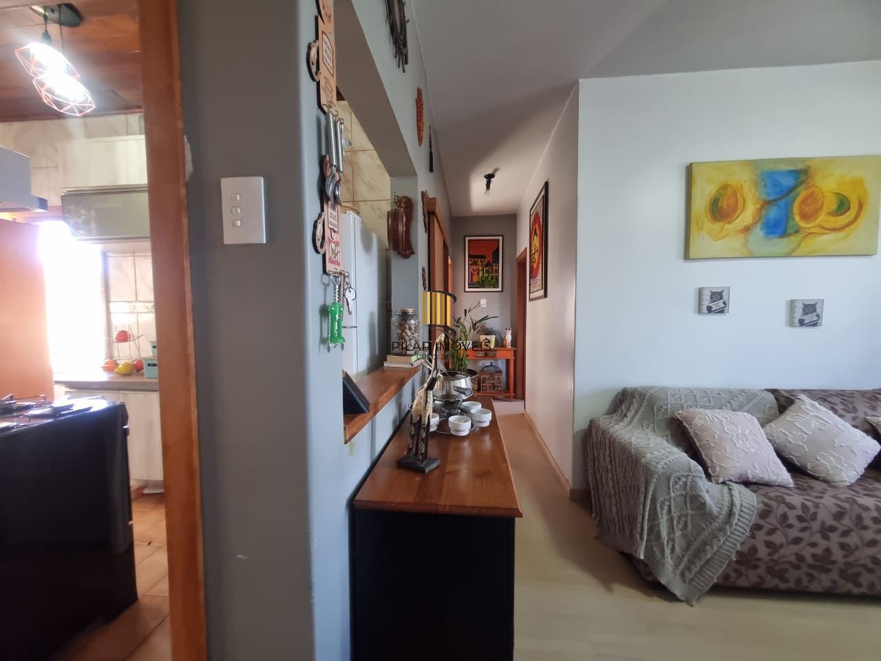 APTO DE 2 DORMITÓRIOS REFORMADO E PRONTO PARA MORAR!
