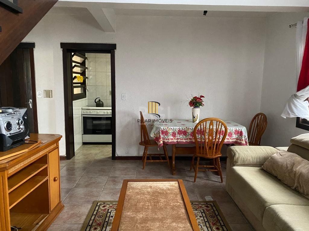 Casa para Venda - 330m², 6 dormitórios, 3 vagas - Cavalhada