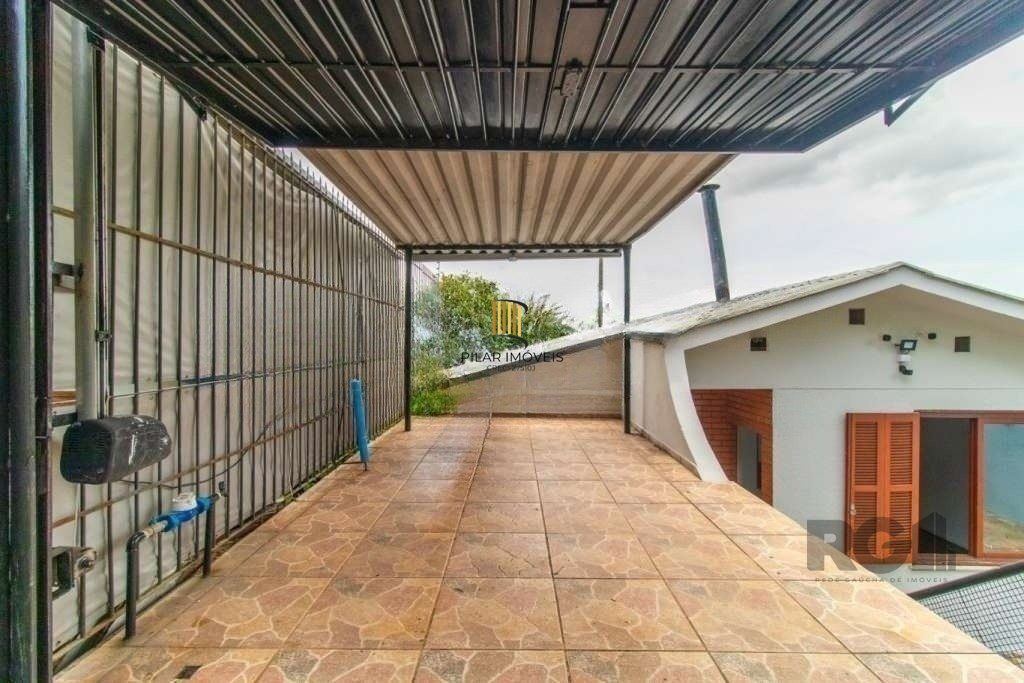 Casa 3 dormitórios no bairro Santa Tereza