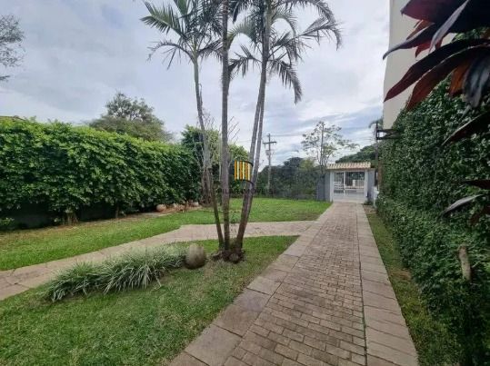 Casa 3 Dormitórios com Piscina à Venda no Guarujá – Zona Sul de Porto Alegre