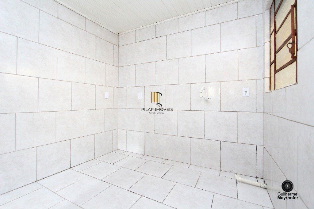 Casa para Venda - 150m², 2 dormitórios, 2 vagas - Nonoai