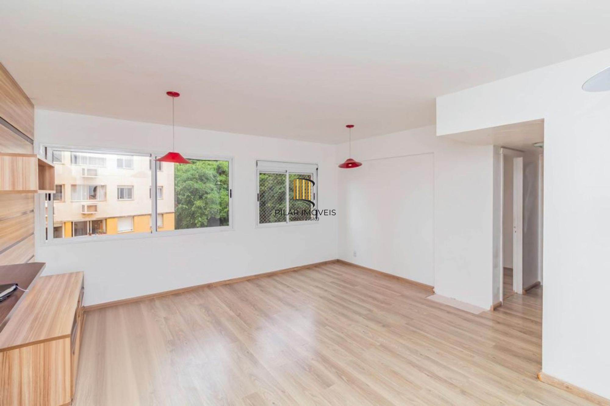 Apartamento de 3 dormitórios à venda no Bairro Santo Antônio - Porto Alegre