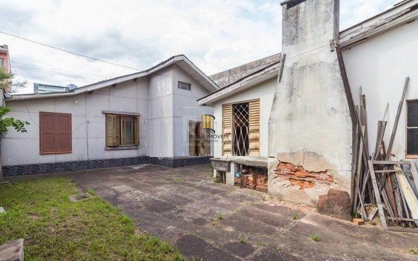 Predio para Venda - 120m², 3 dormitórios, 3 vagas - Partenon