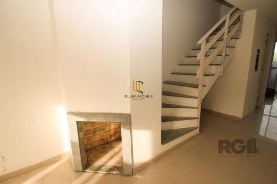 Casa 2 dormitórios no bairro Hípica