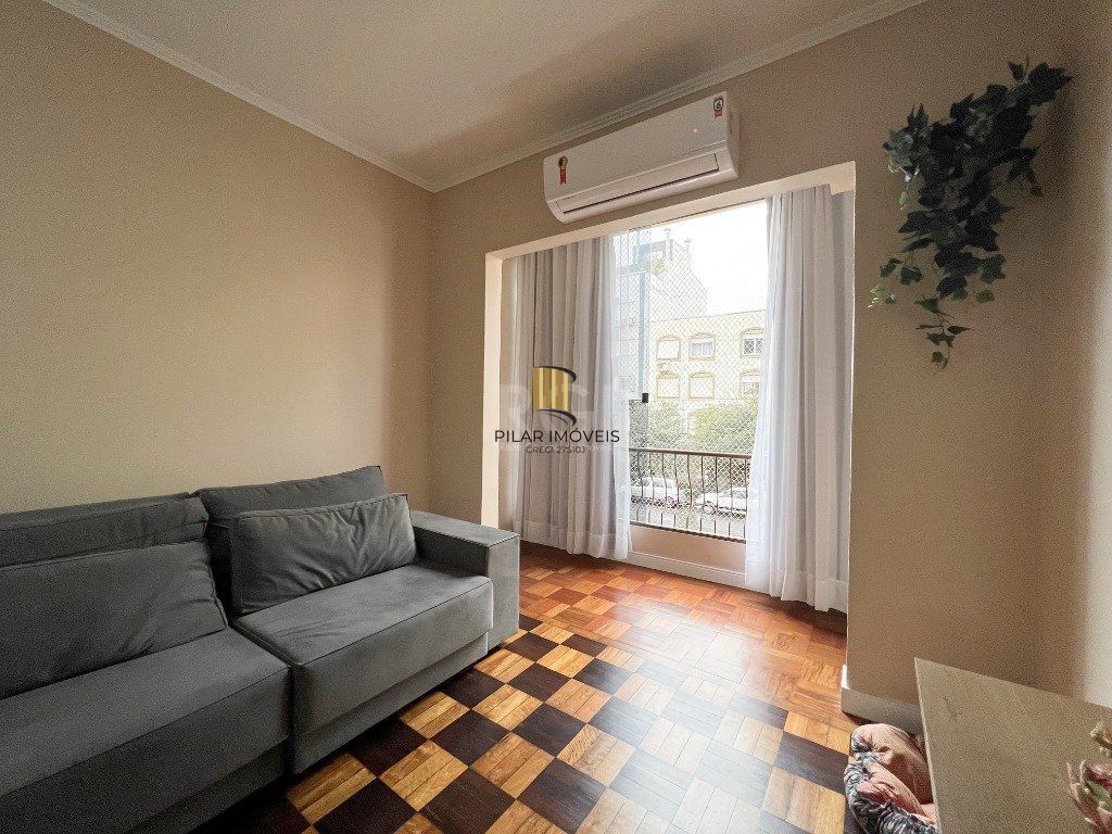 Apartamento 85m² - 3 dormitórios, sacada, churrasqueira no bairro Cidade Baixa