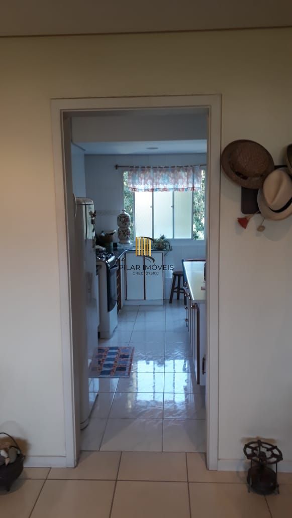 Apartamento para venda de 3 dormitórios, no bairro Teresópolis em Porto Alegre/RS.