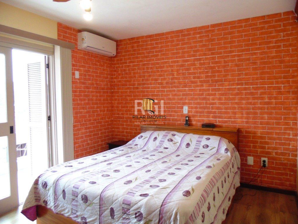 Casa Condominio para Venda - 190.4m², 3 dormitórios, sendo 1 suites, 4 vagas - Nonoai