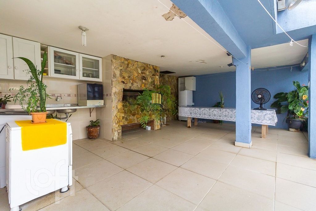 Casa de 4 dormitórios à venda no Bairro Ipanema - Porto Alegre