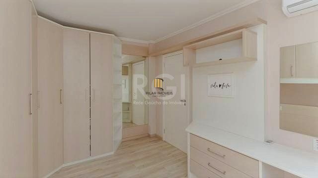 Excelente apartamento mobiliado com 2 dormitórios e 2 vagas.