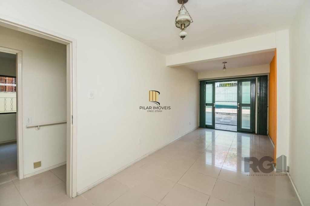 Casa com 5 dormitórios no bairro Jardim Sabará