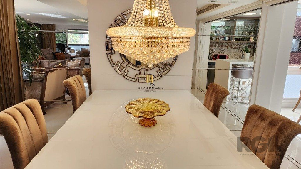 Excelente apartamento de 382,57 m² com 4 suítes e 4 vagas de garagem