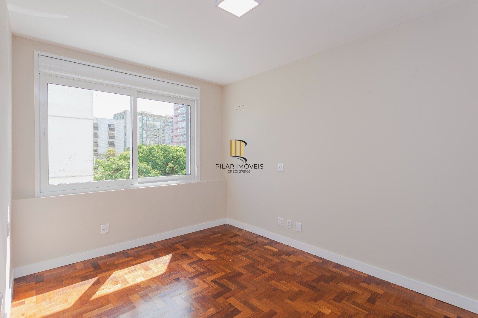 Apartamento com 3 quartos, 1 vaga e 115.98m² - Rua Mostardeiro - Moinhos De Vento, Porto Alegre